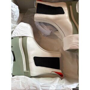 4CCCCEES Women's Chelsea Leather Boots White Size 35 EUR 4.5 US New With Box